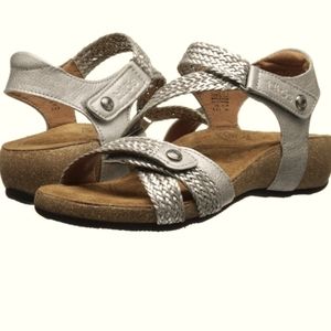 Taos trulie strappy sandal silver